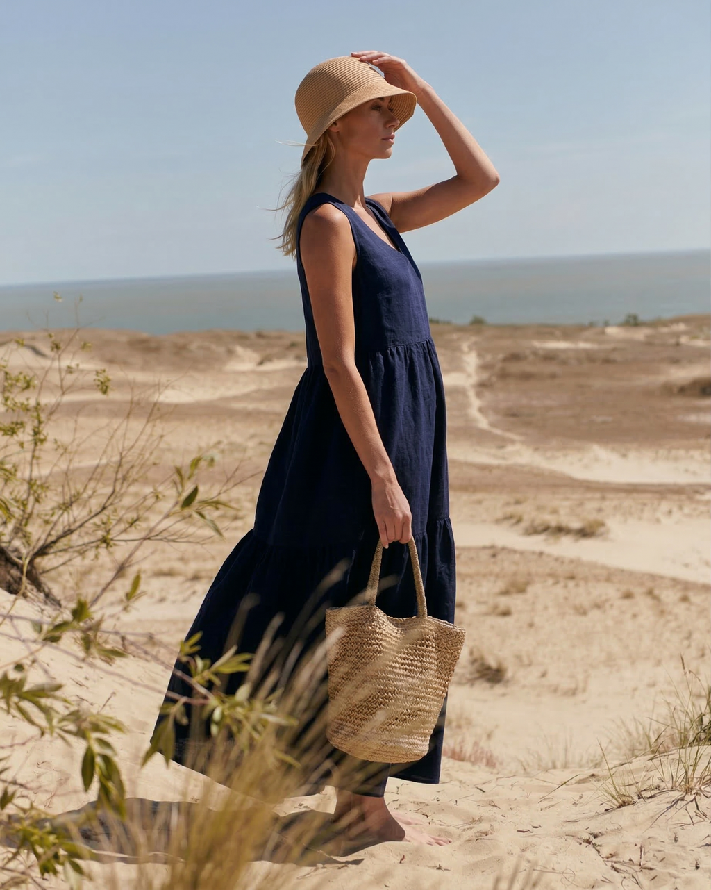 LUNA | Navy Linen Maxi Dress
