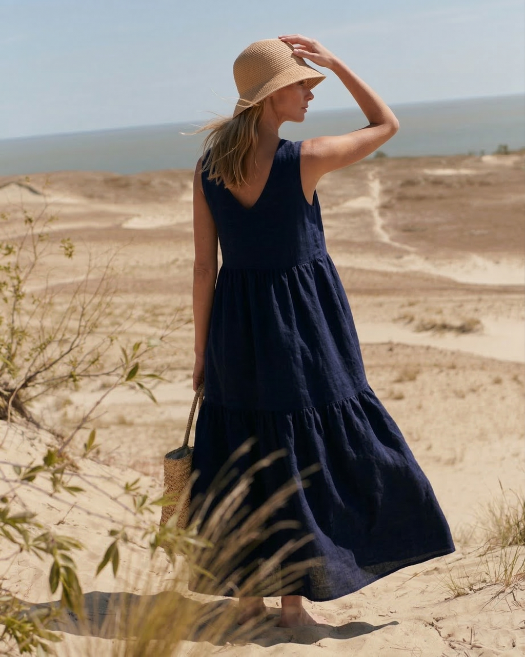 LUNA | Navy Linen Maxi Dress