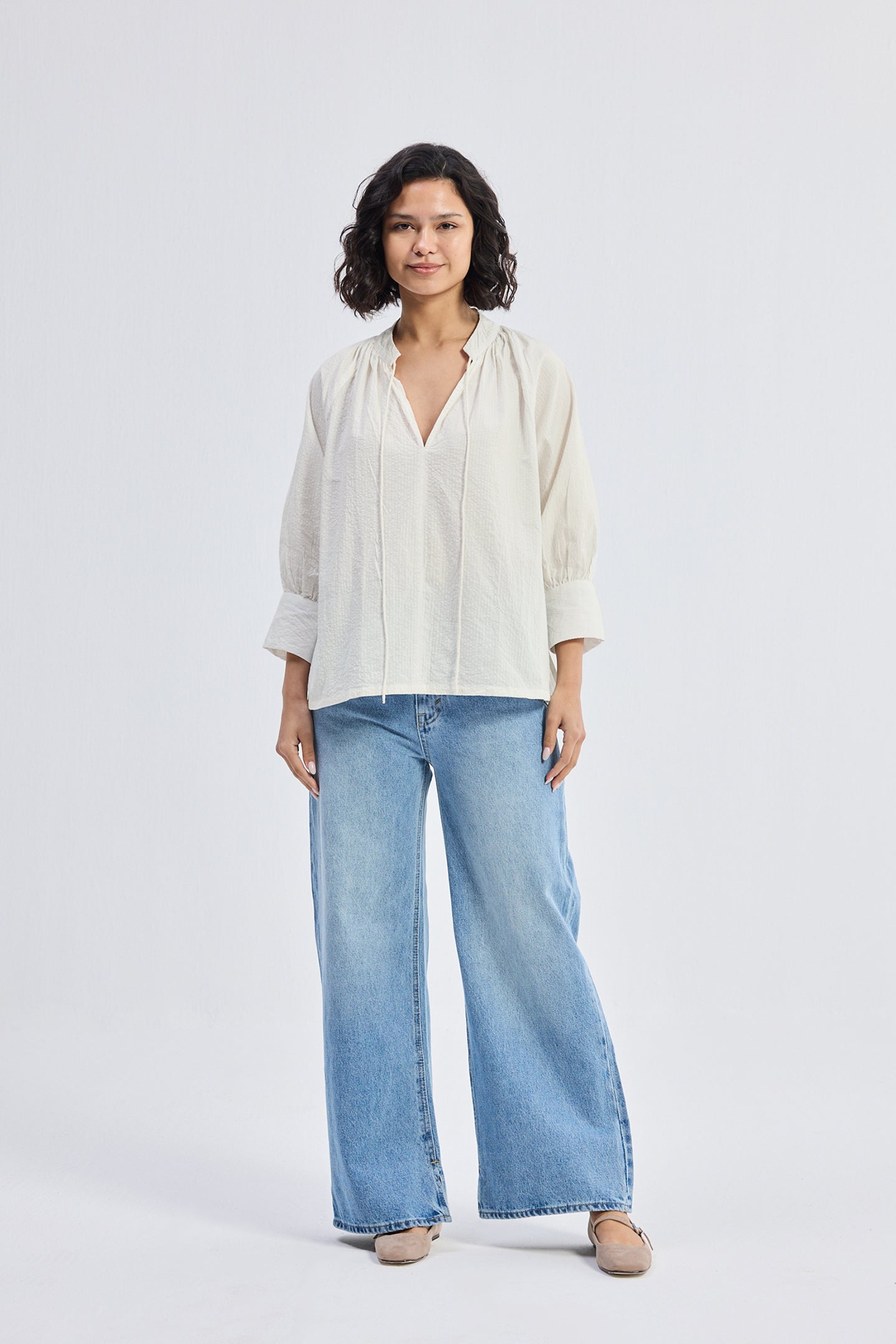 AVA | Relaxed White Blouse