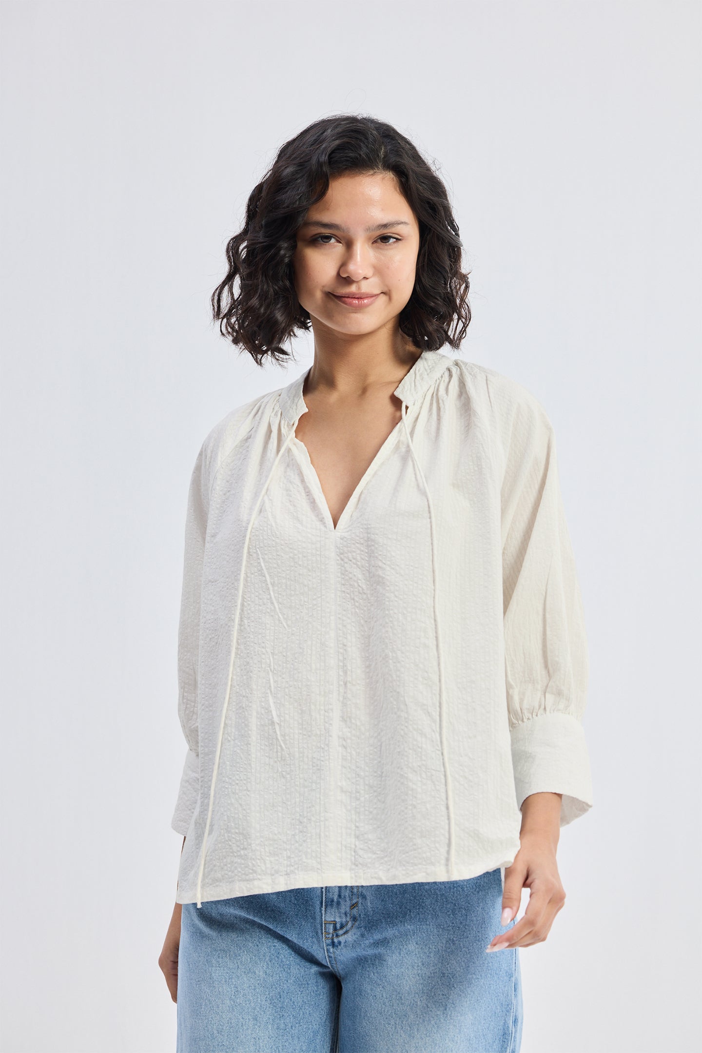 AVA | Relaxed White Blouse