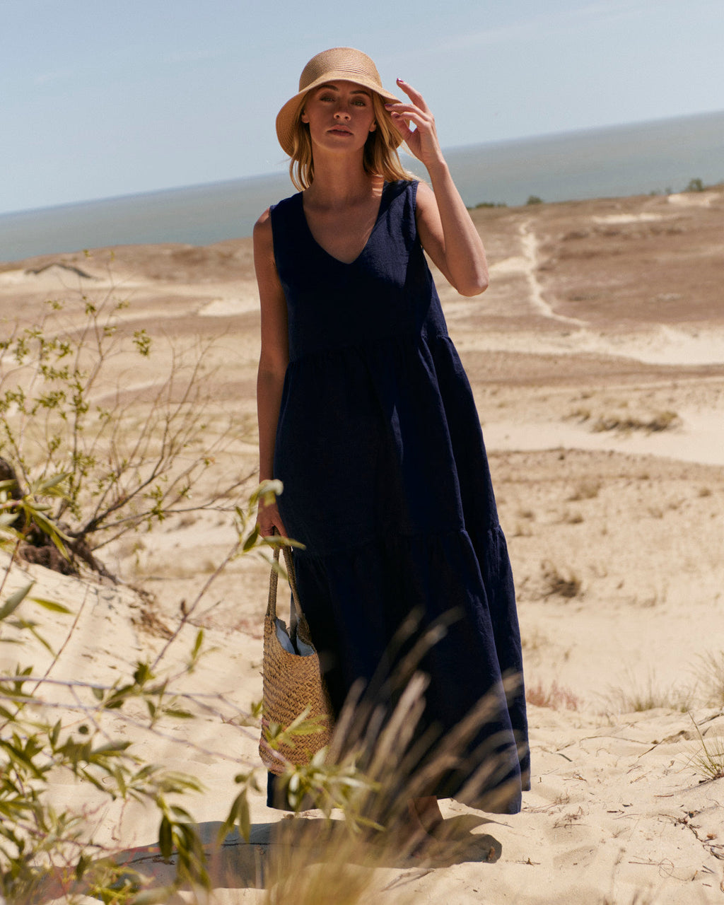 LUNA | Navy Linen Maxi Dress