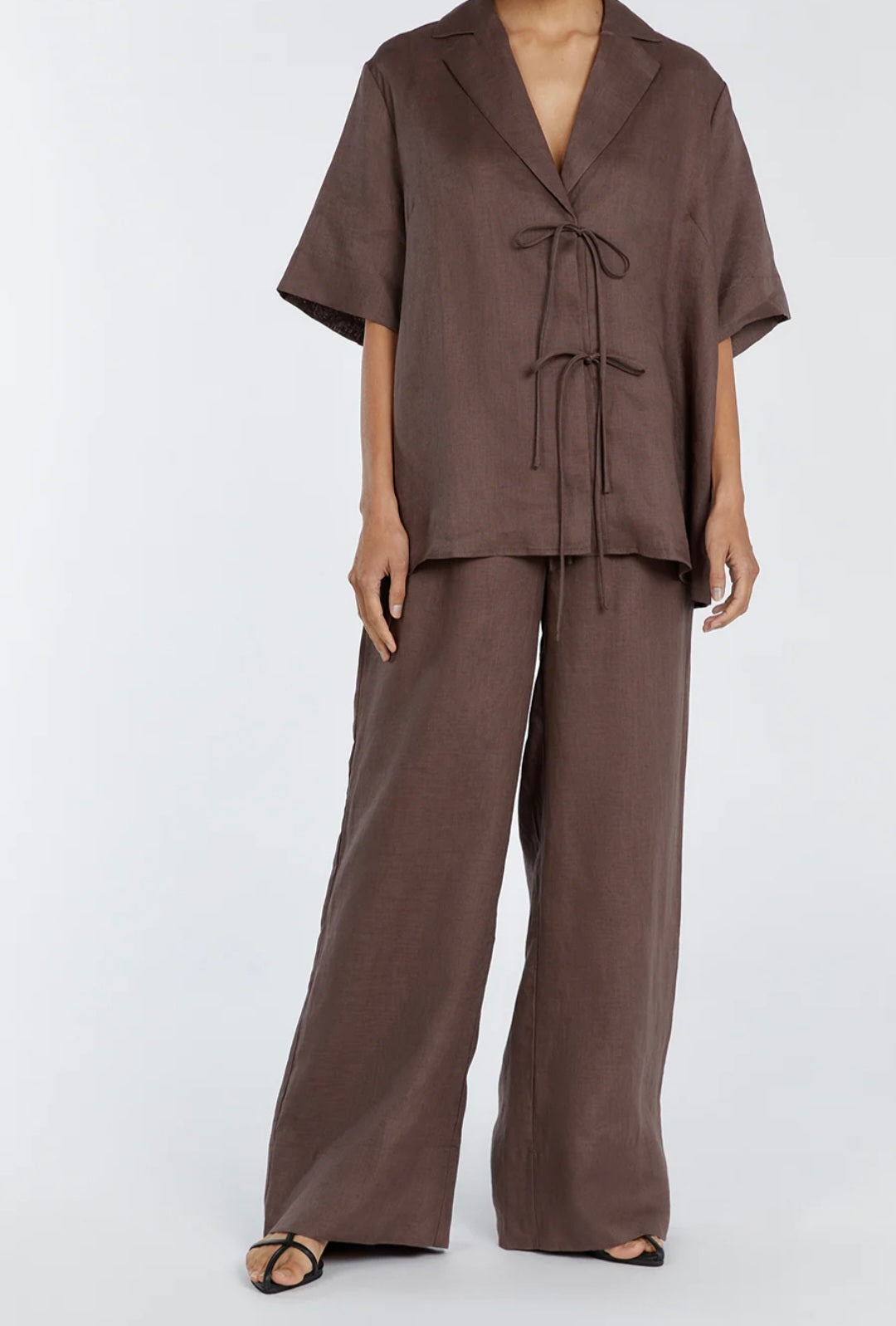 AVA | Chocolate Linen Set