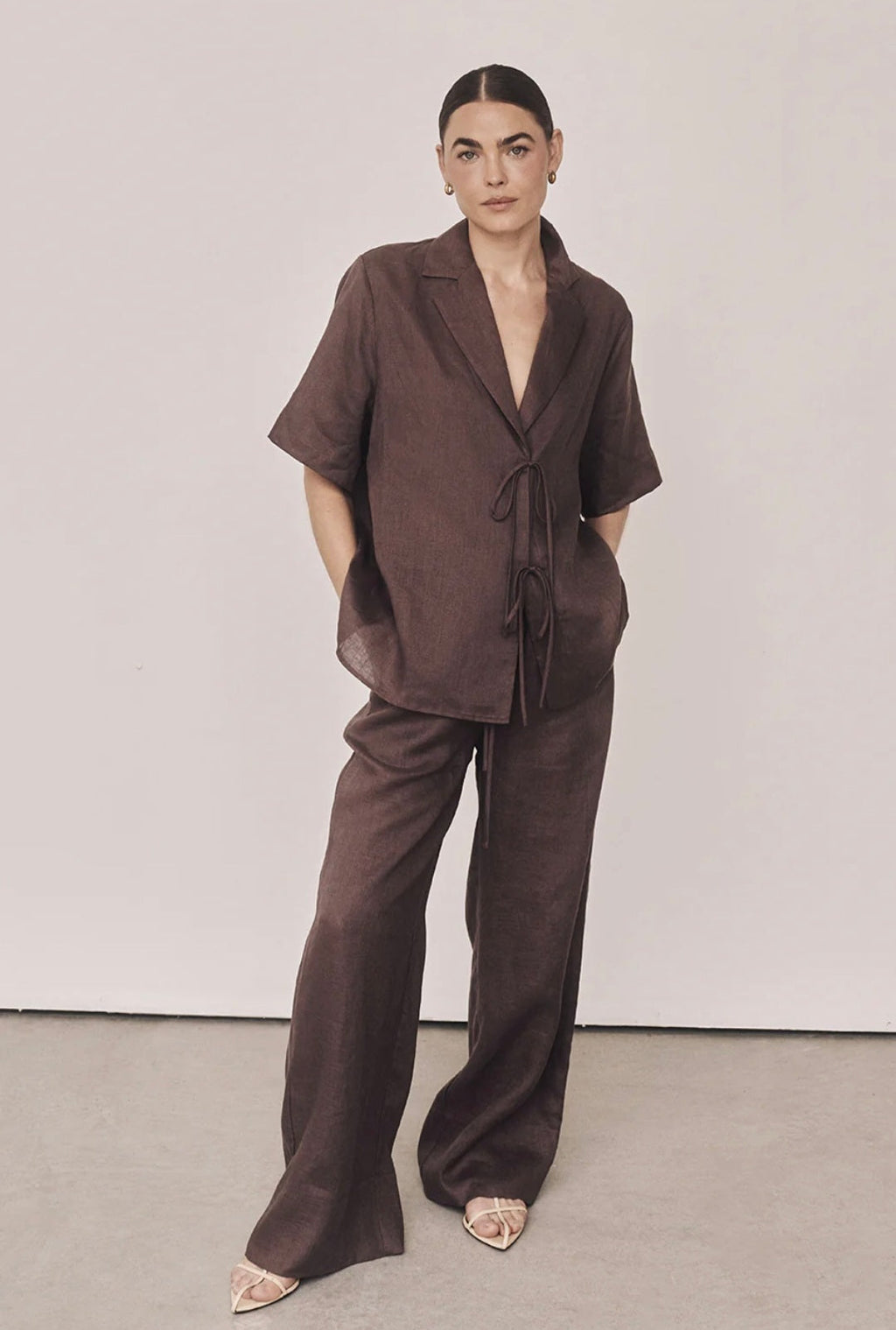 AVA | Chocolate Linen Set